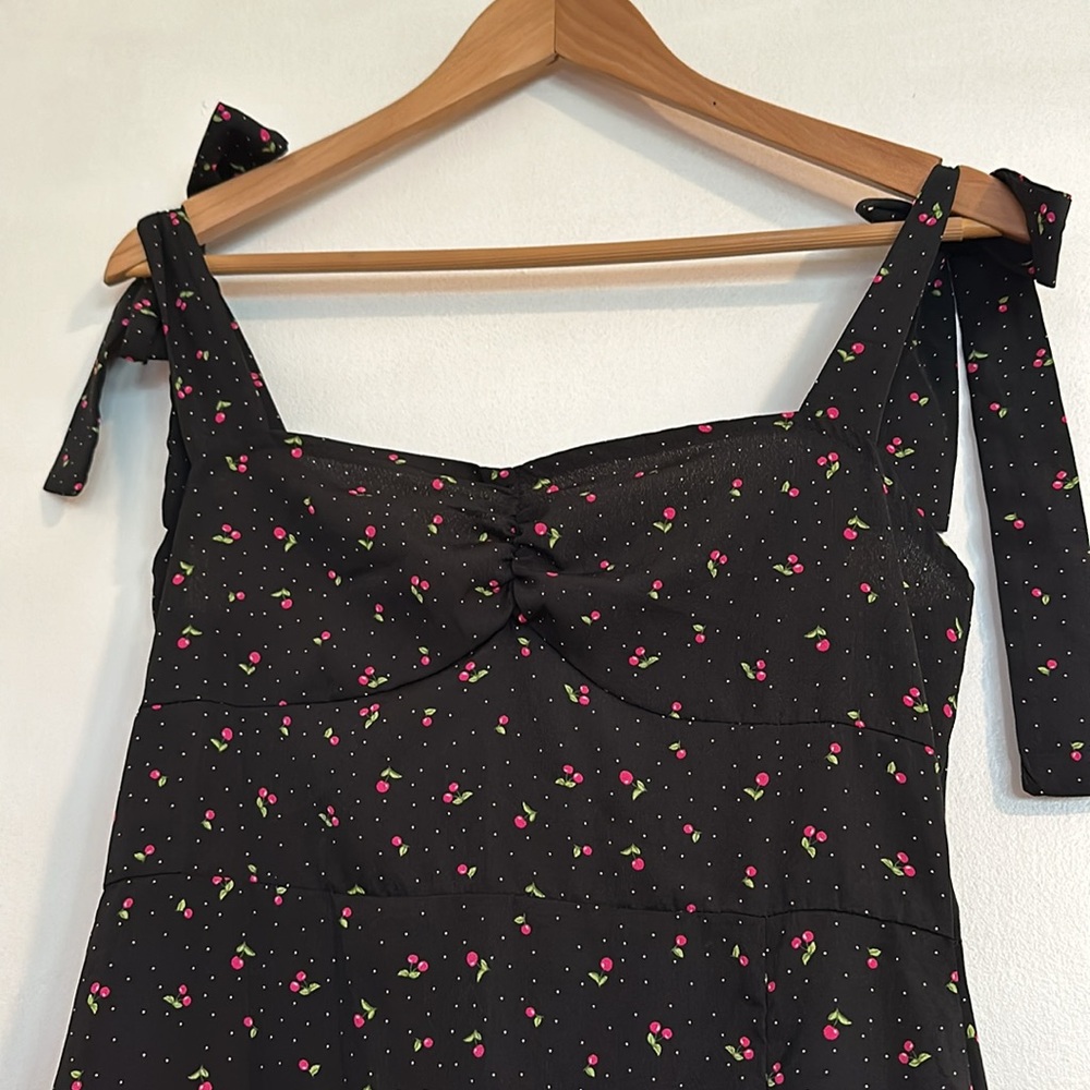 Shein black cherry midi dress - Picture 4 of 10